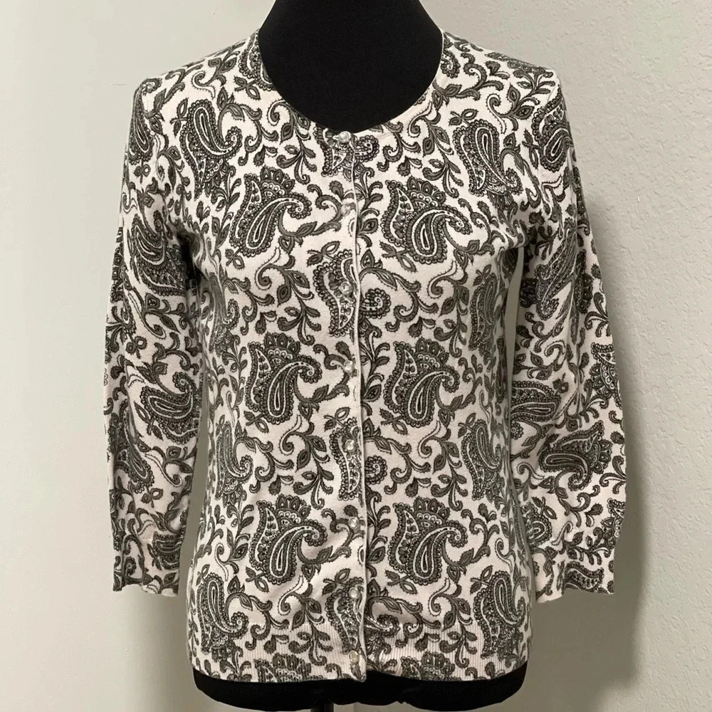 Cable and Gauge Paisley Printed Crewneck Cardigan Size Small